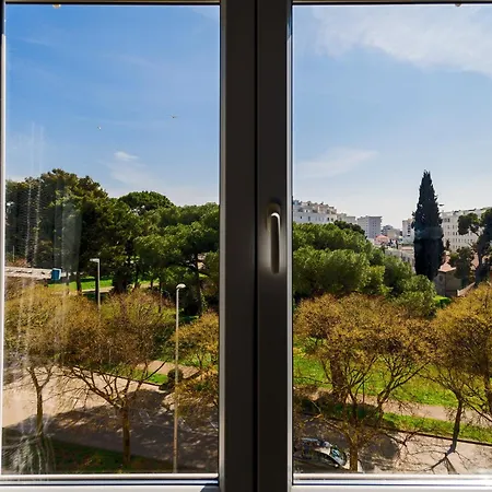 Fancy - Near The Bridge * זאדאר