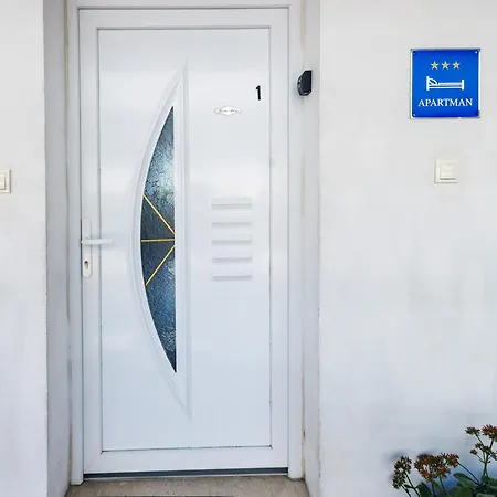 Fancy - Near The Bridge *