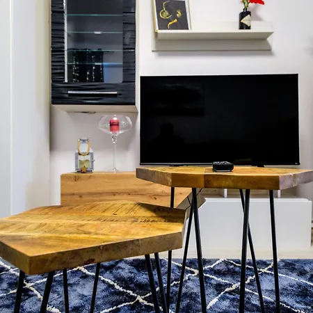 Fancy - Near The Bridge * 扎达尔